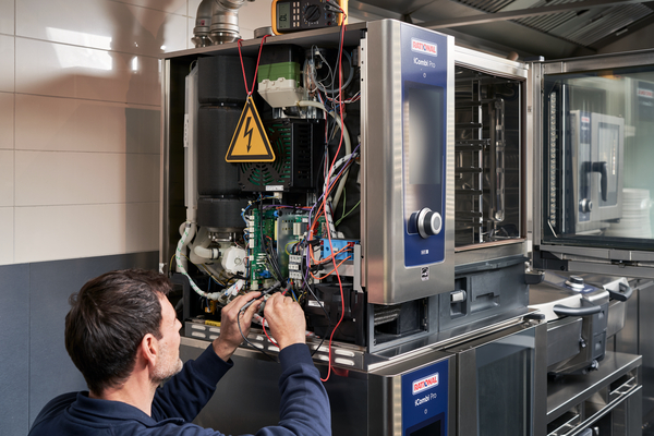 Technical service – iCombi repair maintenance Asia_image-webm